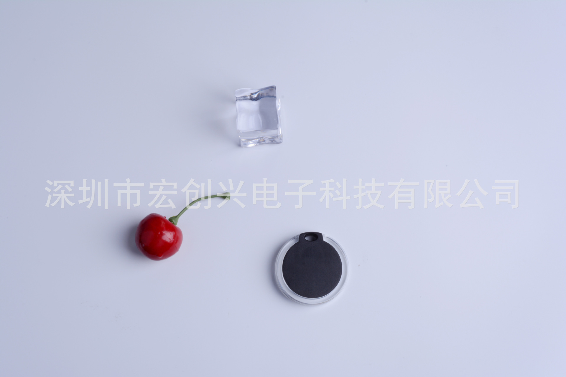 Smart anti-loss device Bluetooth two-way Selfie Lost item Patch Portable anti-loss device Crystal round anti-loss Bluetooth 4.0 Specification drawing