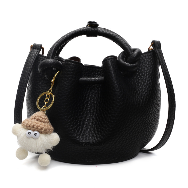 Korean-style simple handbag, fashionable and versatile for work and commuting, a new 2025 simple and high-end crossbody bag for women Item Picture