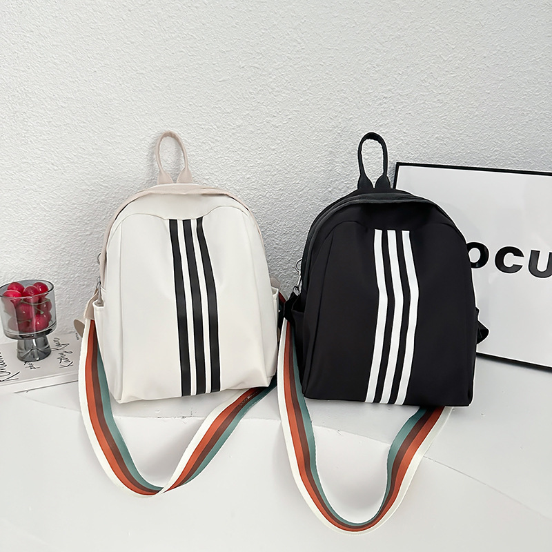 Ladies' backpack, casual bag, 2025 new crossbody bag, single-shoulder bag, nylon fabric, Oxford fabric, waterproof shell bag Application Scenario