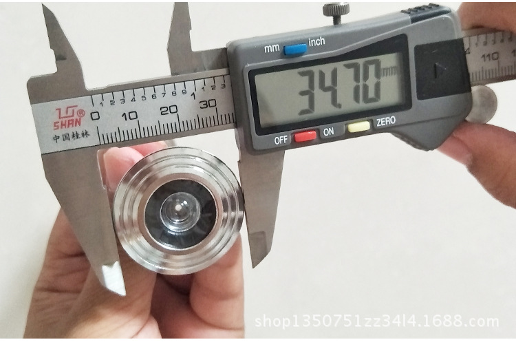 Fireproof cat-eye wooden door, cat-eye stainless steel anti-theft door, cat-eye anti-theft door mirror, door eye, sheep eye Application Scenario