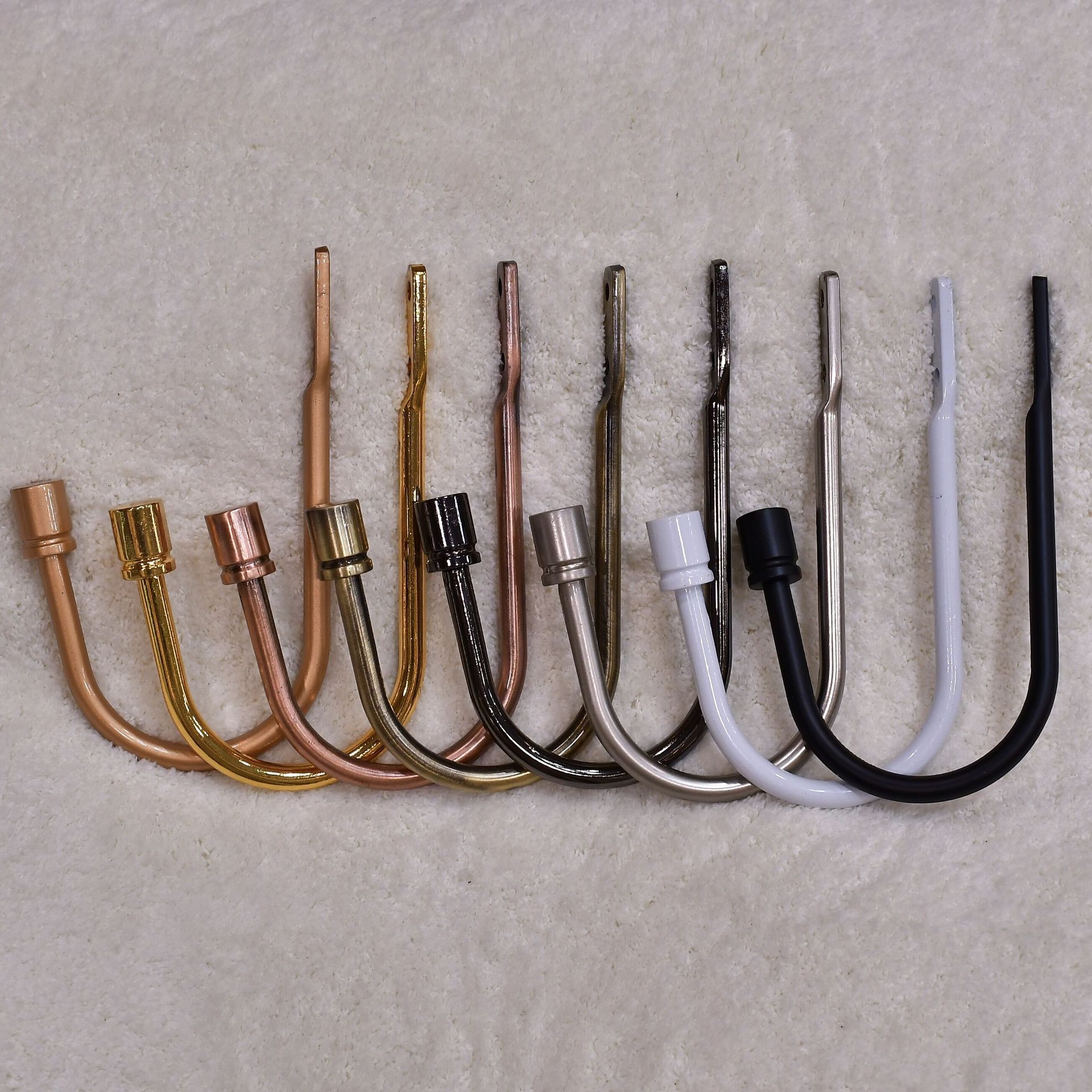 【 Yonghao Hardware 】 Factory offers cross-border stock of aluminum alloy cylindrical small curved hooks, curtain hooks and wall hooks full figure
