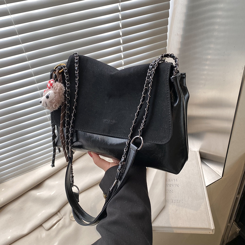 Korean InS-style simple and versatile solid color crossbody bag, Japanese chic large-capacity single-shoulder bag for women, student messenger bag full figure