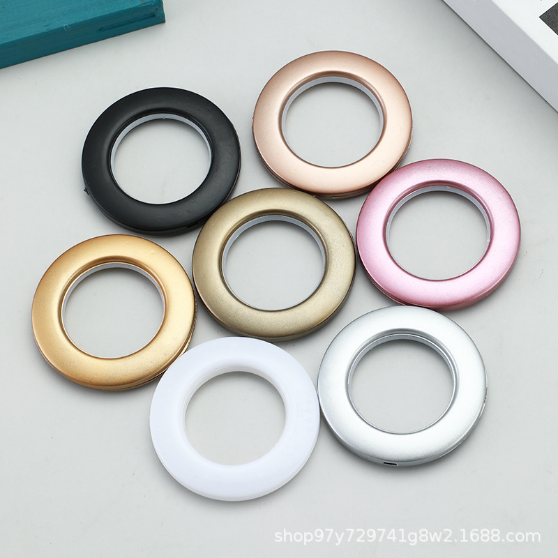 Curtain rings, Roman ring, curtain accessories, curtain round hole ring, curtain buckle ring, perforated ring, curtain fabric details Picture
