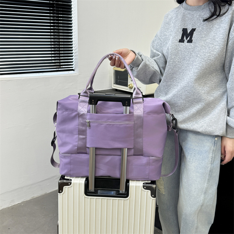 New cross-border large-capacity travel bags, portable independent shoe compartments, luggage bags, dry and wet separation swimming and fitness bags Application Scenario