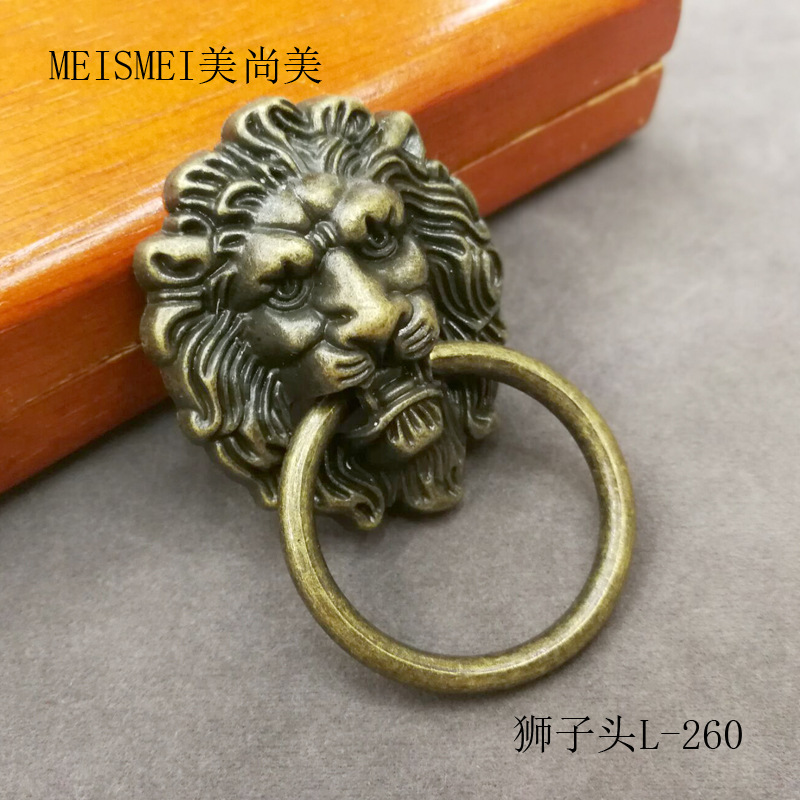 Decorative door knocker with animal head, old-fashioned animal head, retro lion head door knocker, blue and red ancient copper handle, Chinese qilin from the Ming and Qing dynasties Specification drawing