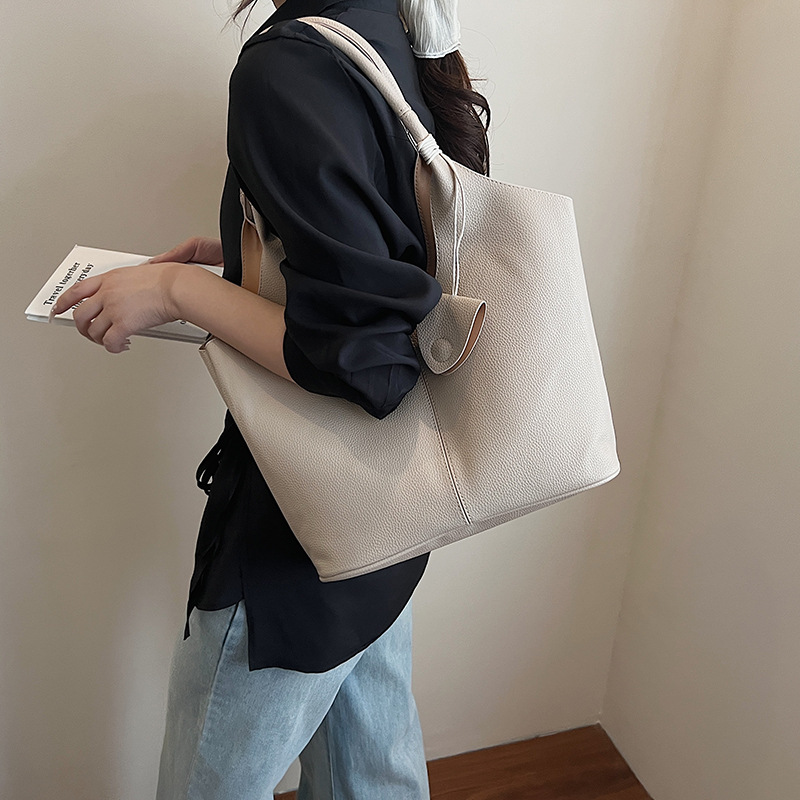 Korean large-capacity tote bag 2025 new style, fashionable and versatile bucket bag, simple single-shoulder bag, solid color underarm bag Specification drawing
