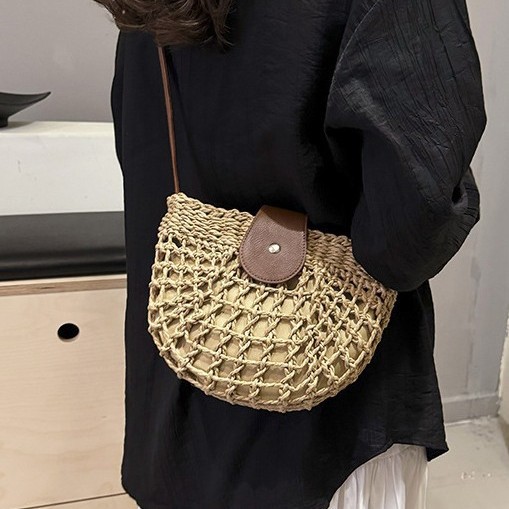 New trendy single-shoulder straw bag, woven bag, vacation beach bag, women's bag, fresh and clean, semi-circular hollowed-out crossbody straw bag Specification drawing