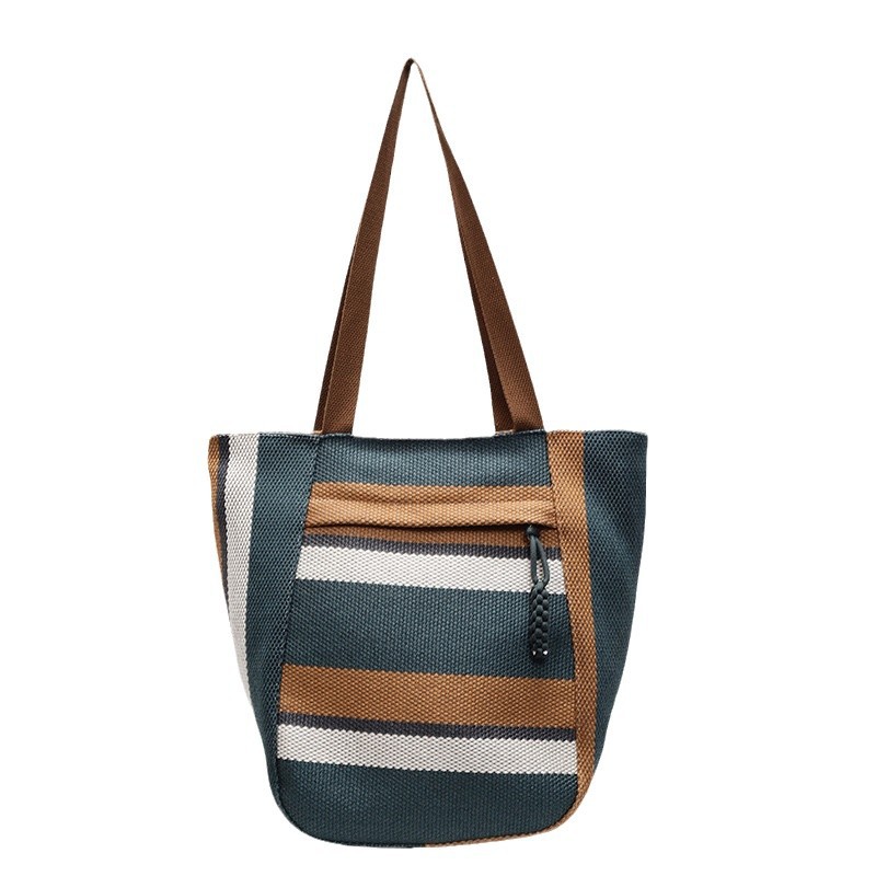2024 New large-capacity knitted bags, bucket bags, crossbody bags, women's bags, fashionable and versatile shoulder bags, tote bags Item Picture