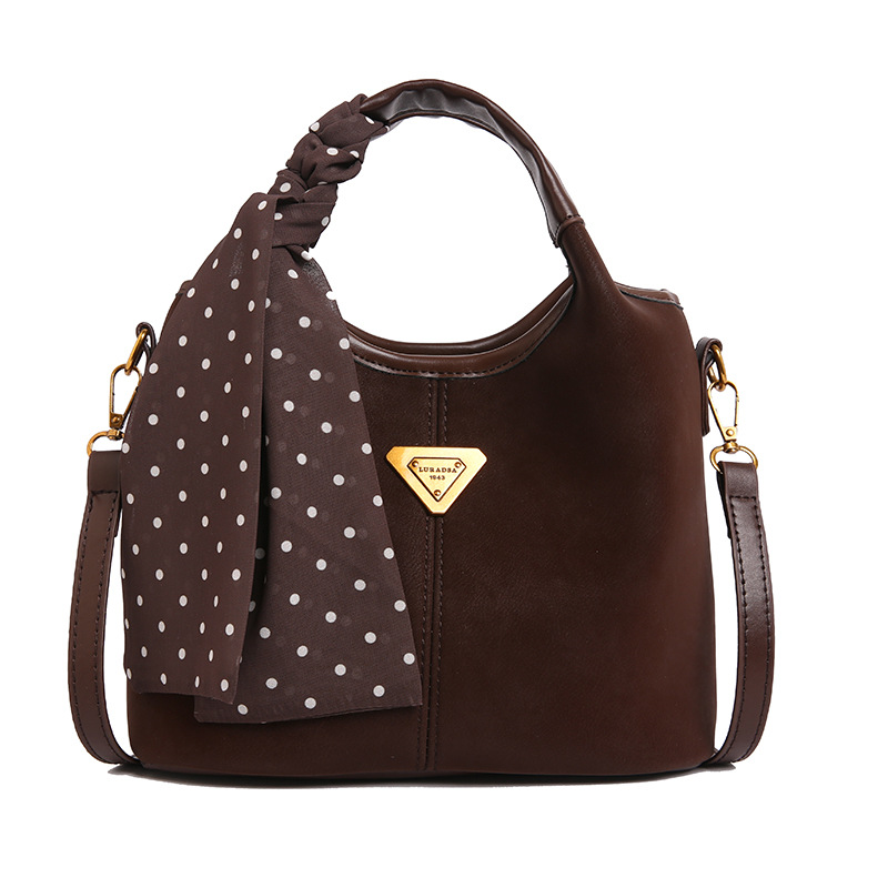 The retro-textured small handbag for women's 2024 autumn and winter is a super popular and versatile commuter quality crossbody bag Item Picture