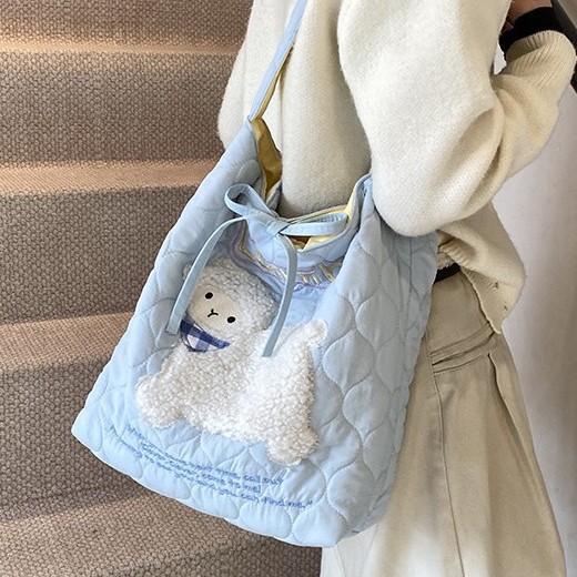 Cute cartoon embroidered pattern single-shoulder bag 2024 autumn/winter Korean-style large-capacity tote bag student class bag details Picture