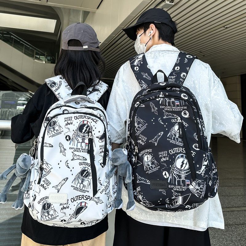 Korean version graffiti junior high school student schoolbag, fashionable, lightweight and large-capacity backpack for boys, versatile for couples, casual computer backpack full figure