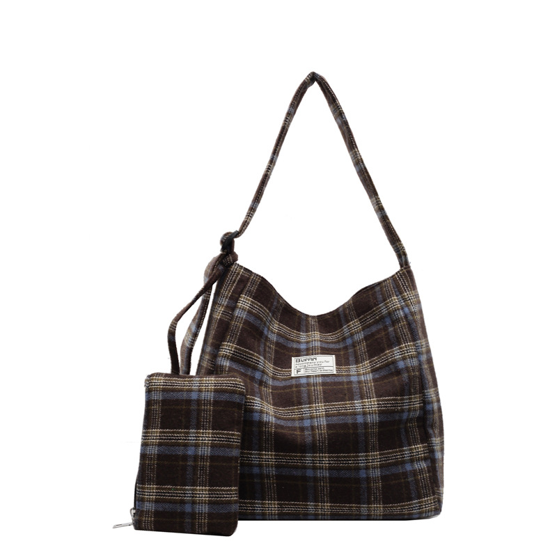 Artistic checkered large-capacity bag for women, 2024 new Korean version tote bag, student schoolbag, single-shoulder crossbody bag Item Picture