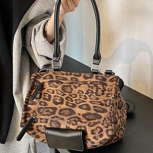 Retro single-shoulder underarm bag, crossbody fashionable box bag, large-capacity tote bag, new leopard print handbag full figure