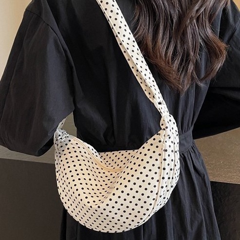 Simple and fashionable small bag for women, 2025 new trendy underarm bag, Korean style, versatile texture, casual single-shoulder crossbody bag Specification drawing