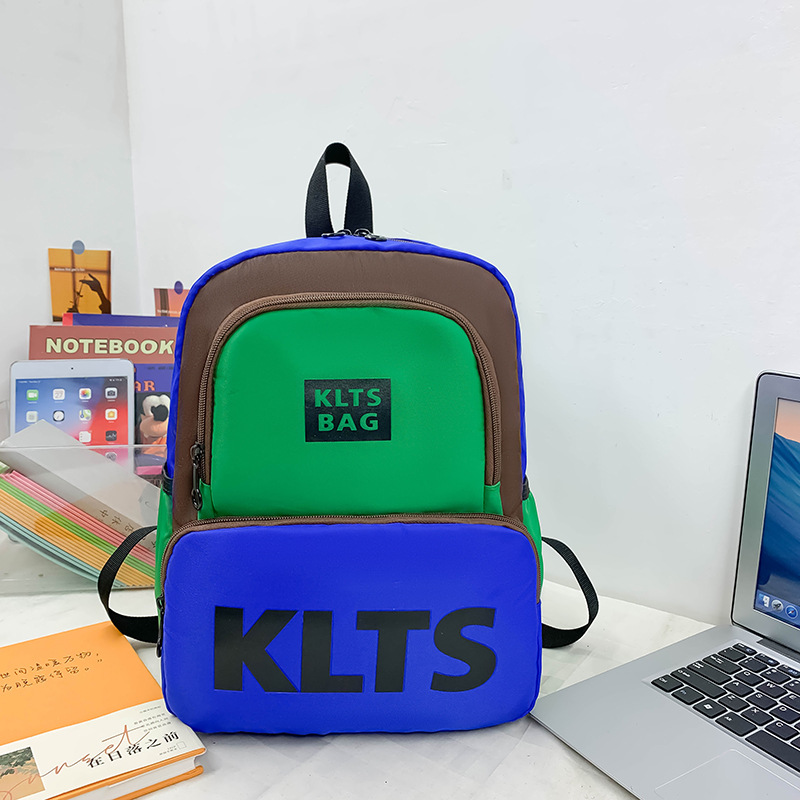 New children's schoolbags for boys and girls, kindergarten backpacks, ultra-light waterproof backpacks for primary school students, and portable study bags Application Scenario