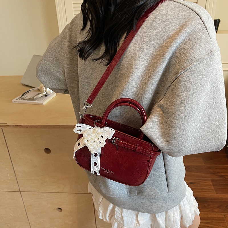 High-end handbag 2025 Summer new Korean style women's bag, versatile shoulder bag, fashionable small square bag design crossbody bag Specification drawing
