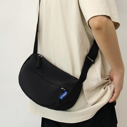 Cross-border Korean version women's crossbody bag, small backpack, trendy solid color single-shoulder bag for both men and women, couple crossbody bag, dumpling bag Specification drawing