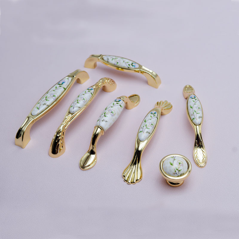 Yitianyuan European-style golden ceramic wardrobe, cabinet door handle, hidden handle, drawer, light luxury, modern and simple small single hole full figure