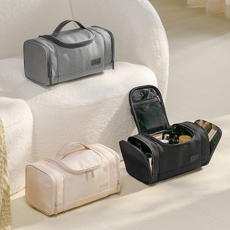 Renewable square toiletry bag, hand-held water-repellent makeup bag, large-capacity portable toiletry bag, multi-functional toiletry bag full figure