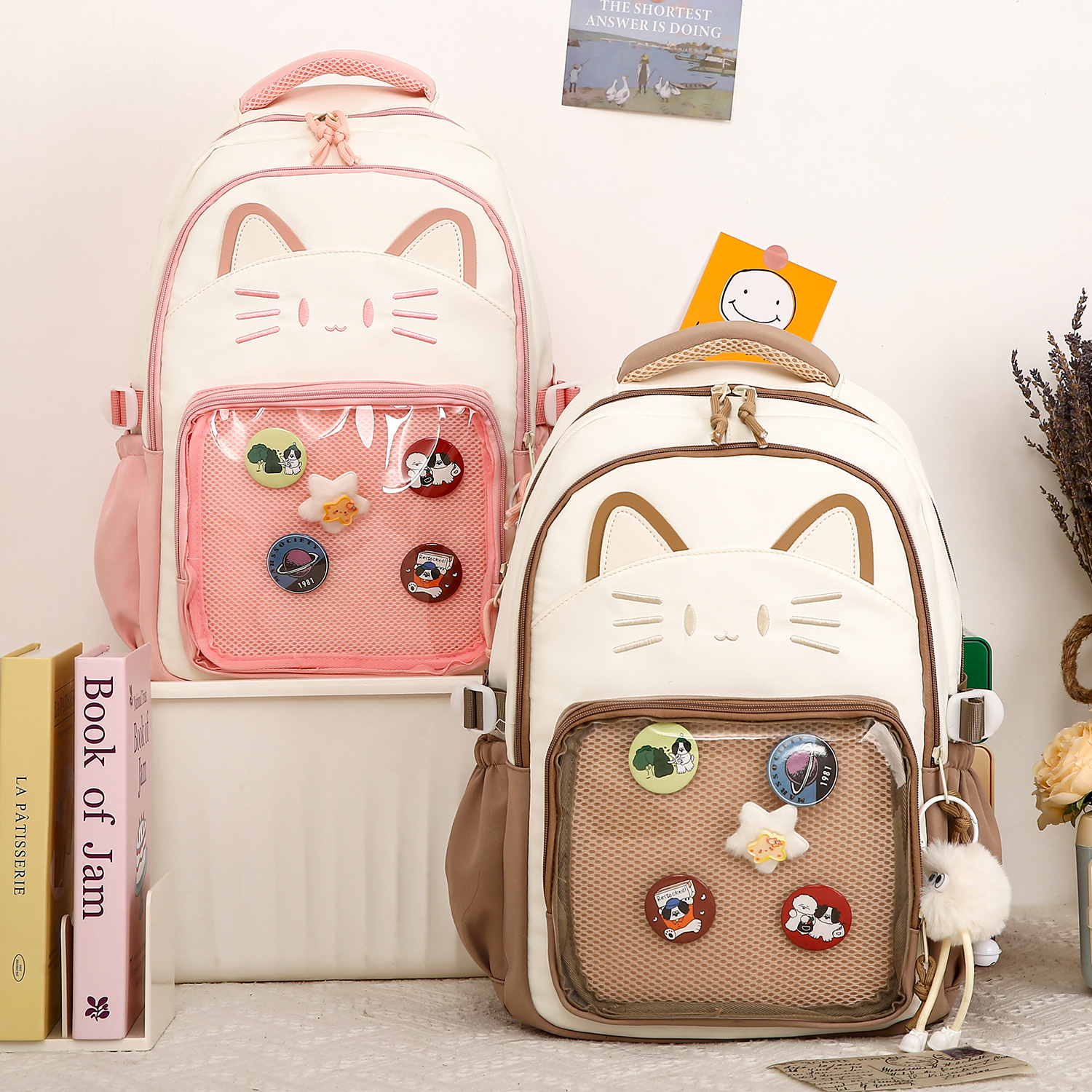 New lightweight schoolbag for girls, a cute Korean version, a backrest bag for primary school students from grades 3 to 6, and a backpack for junior high school students on campus full figure