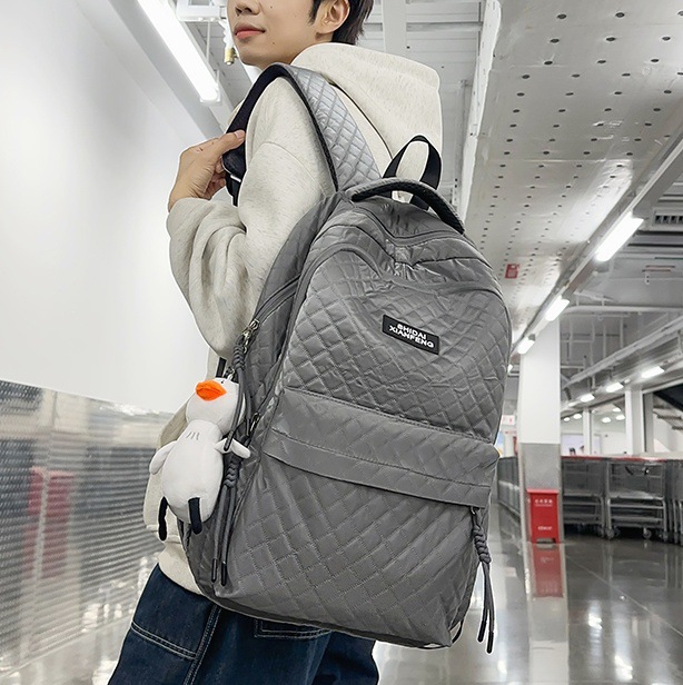 Men's trendy brand backpacks, large-capacity casual travel bags, college student backpacks, couple Japanese-style Instagram cool schoolbags full figure