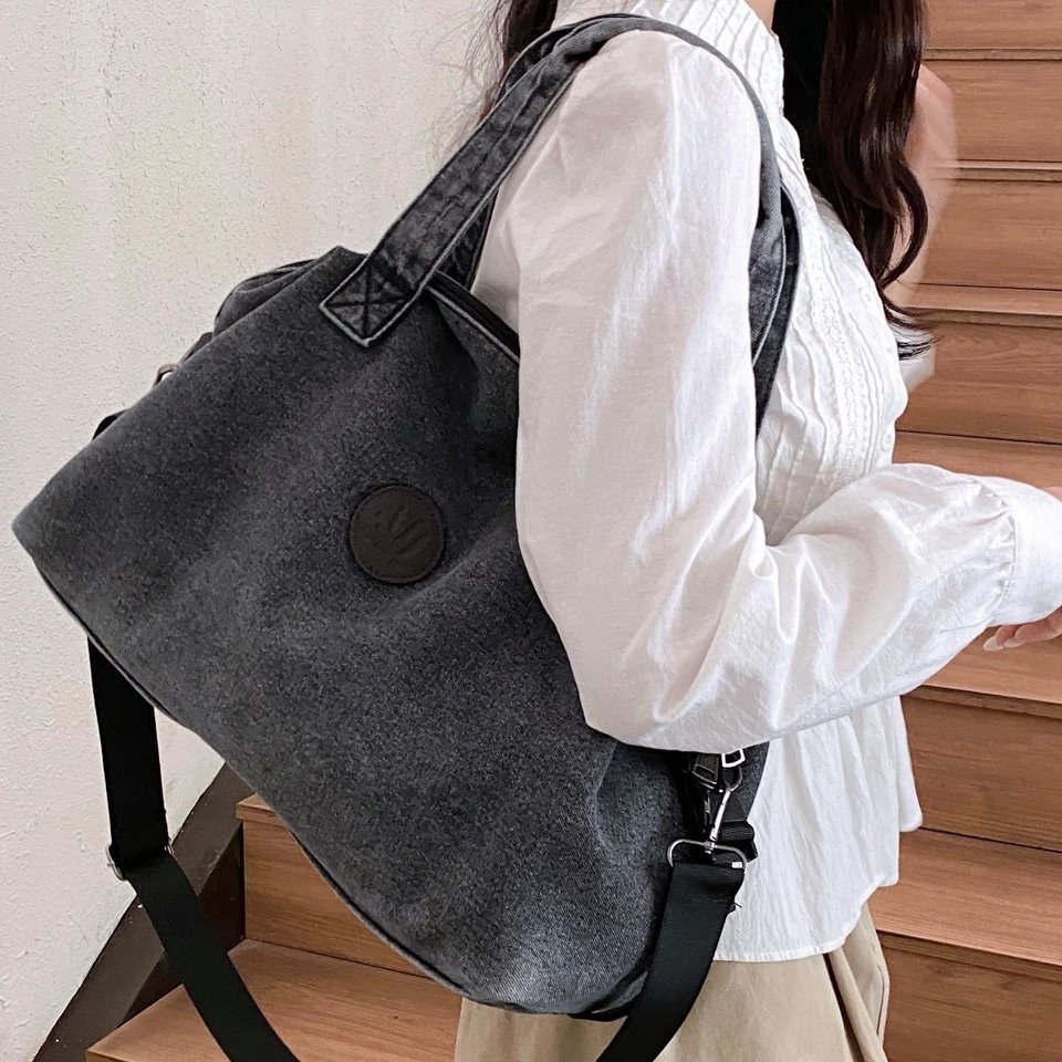 New cross-border large-capacity travel bag, business trip boarding bag, crossbody bag, fashionable denim, versatile and lightweight single-shoulder bag Specification drawing