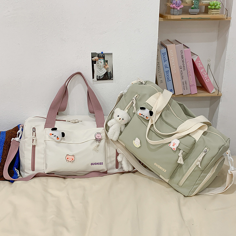 Cute and fashionable hand-held travel bag, nylon thickened durable ladies' yoga training bag with shoe compartment, short-distance luggage bag full figure