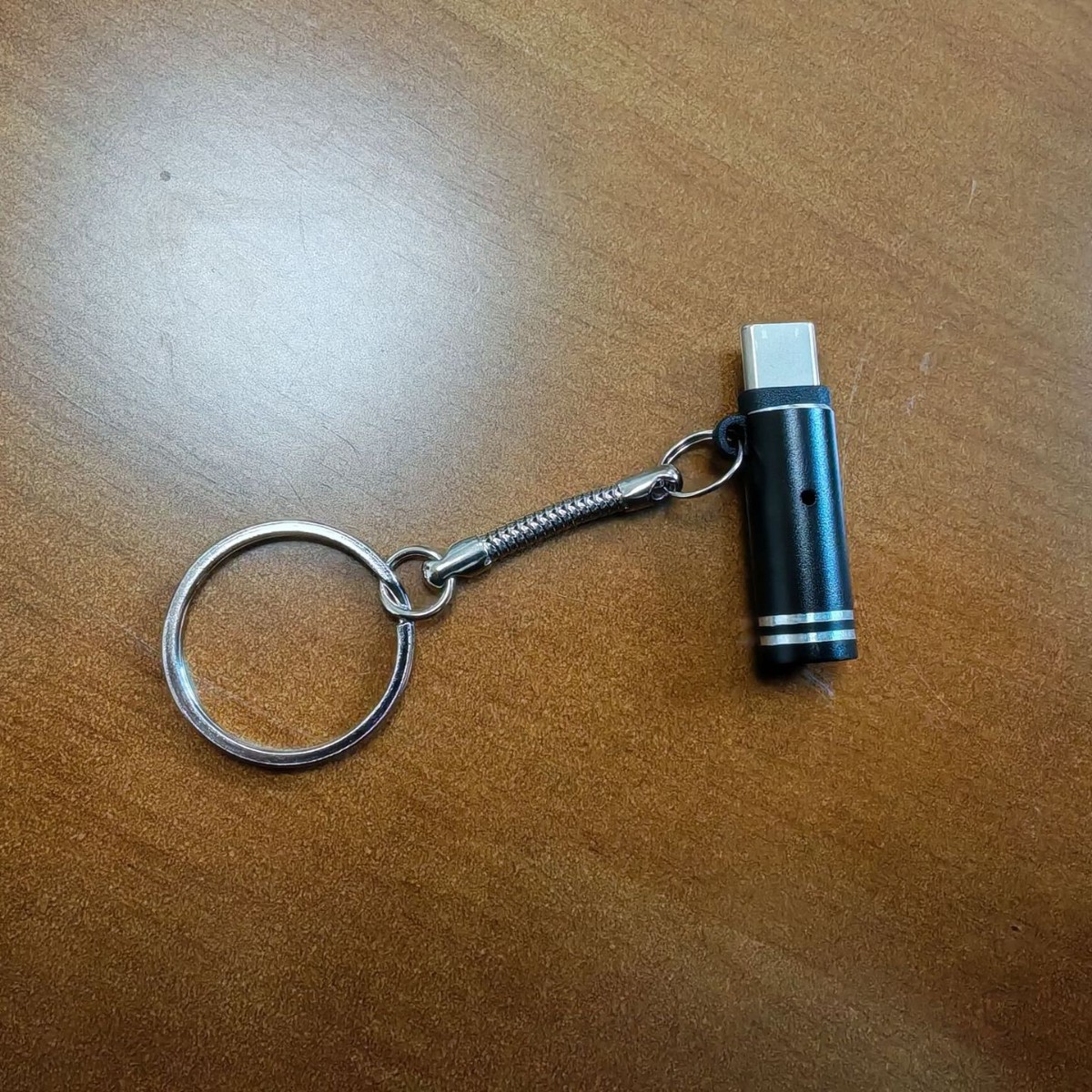 The 2025 new cigarette lighter is easy to light, plug-and-burn, no need for charging, and free of gas and liquid Item Picture