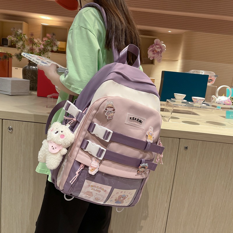 Harajuku large-capacity schoolbag for girls, a Korean version of junior and senior high school students with contrasting colors, a cute and good-looking large-capacity backpack full figure
