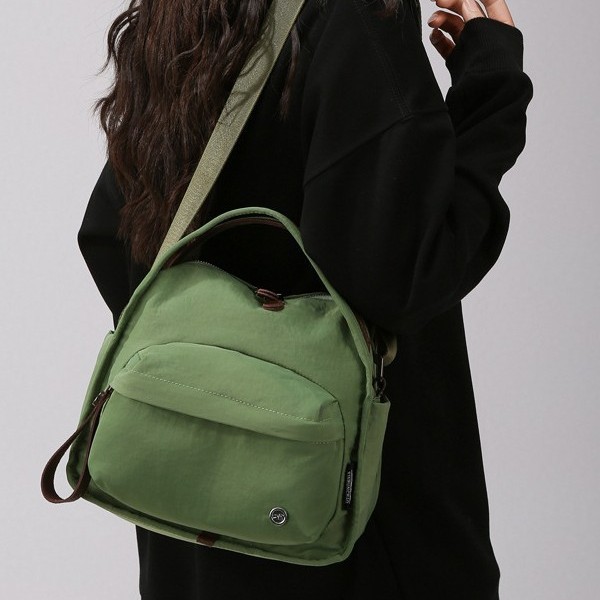 Cross-border simple, lightweight and casual bag, fashionable and versatile Oxford fabric women's crossbody bag, single-shoulder hand-carry commuting bag full figure