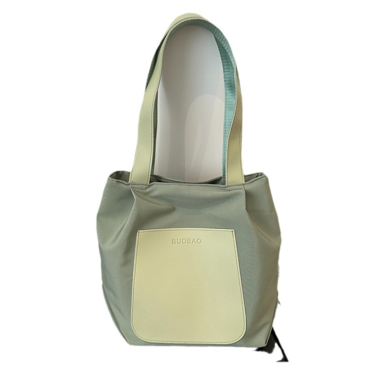 A new 2024 women's casual large-capacity bag, a simple and versatile single-shoulder color-matched tote bag, a lightweight commuting bag Item Picture