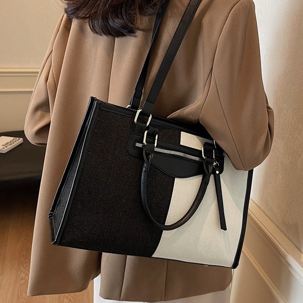 The new autumn and winter color-blocked denim hand-held shoulder bag, large-capacity underarm bag, and the trend of women's commuting briefcases for work details Picture