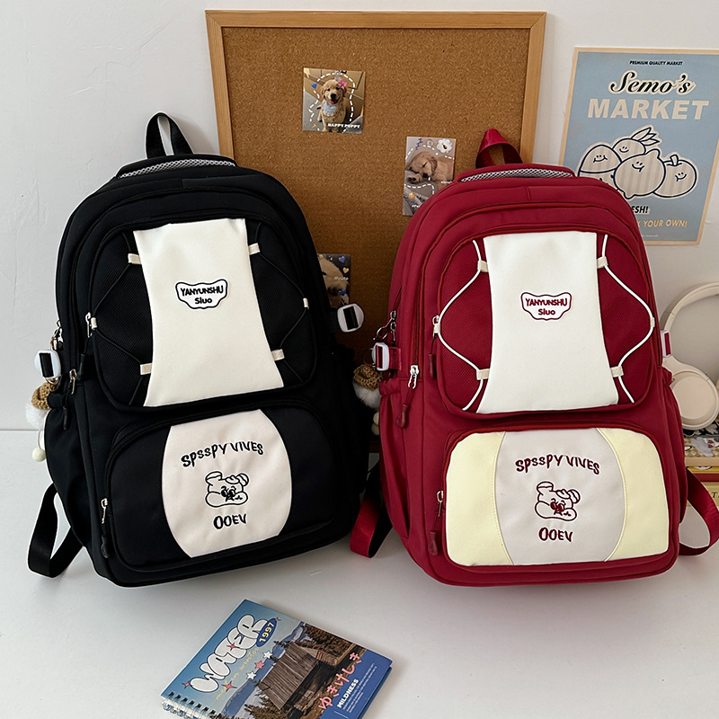 Teenage girl backpack, junior high school and senior high school schoolbag, cute waterproof Harajuku color-blocking backpack, spring outing and study tour bag full figure