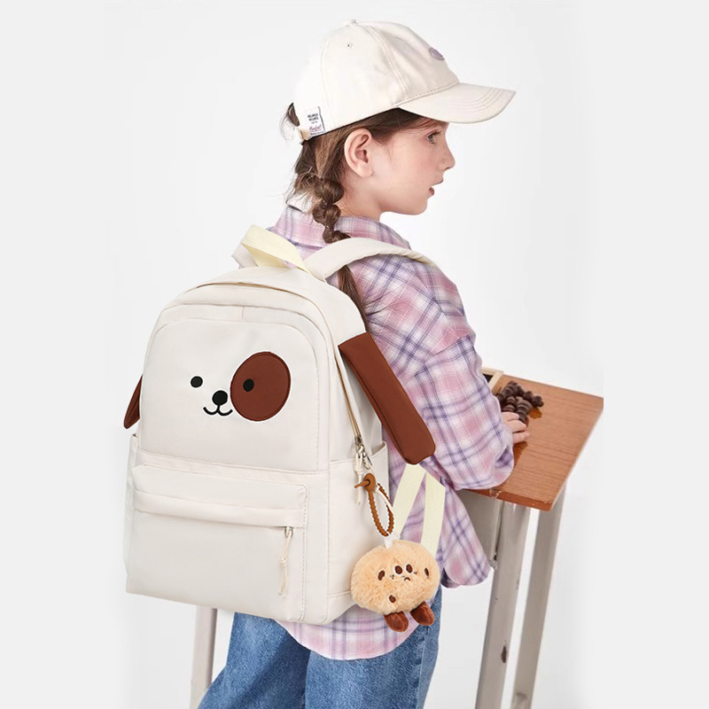 Lightweight puppy schoolbag for girls, cute. Large-capacity backpack for junior high school students and primary school students from grades three to six. Simple backpack Application Scenario