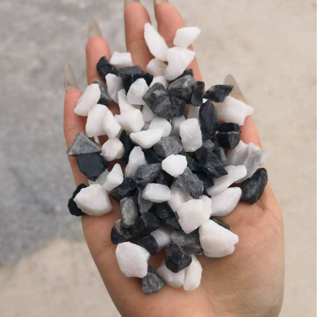The grey gravel manufacturer wholesales grey gravel and pebbles, and grey stones specially designed for courtyard landscaping in construction projects Specification drawing