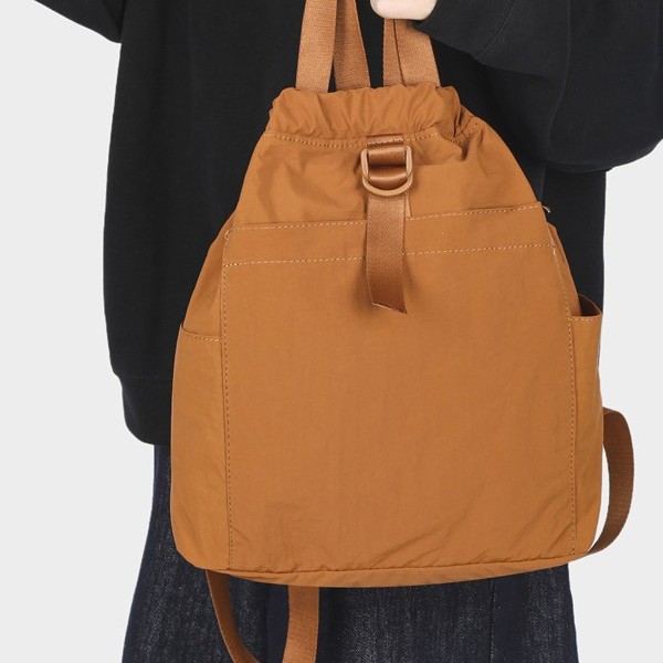 New cross-border nylon lightweight bag, women's foreign trade fashionable and trendy backpack, commuting student backpack, handbag details Picture