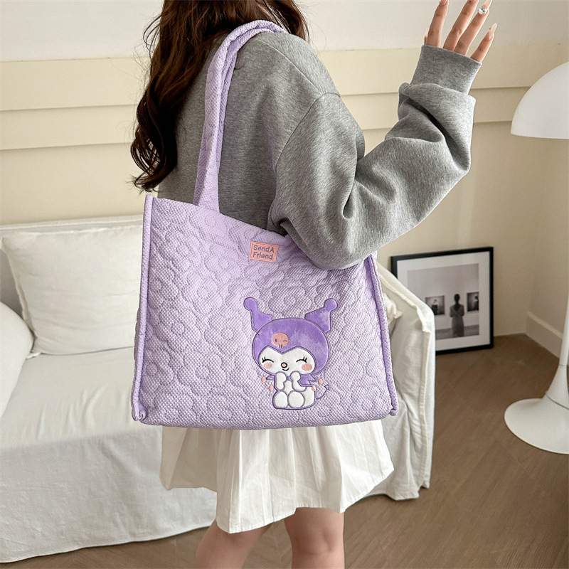 Wholesale of Katong's new panda Strawberry Bear handbag with large capacity magnetic clasp and cute single-shoulder tote bag storage bag details Picture
