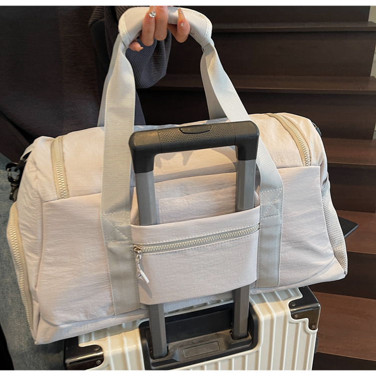 2025 New outdoor sports travel bag for short trips, large-capacity dry and wet separation storage bag, hand-held fitness bag details Picture