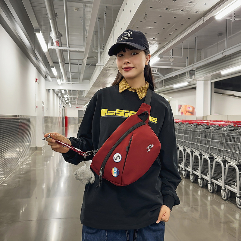 Men's crossbody bag, Korean hip-hop street trend chest bag, sporty couple style, trendy brand, large-capacity student single-shoulder bag details Picture