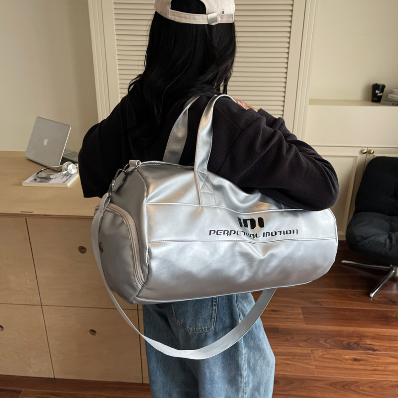Cross-border and customized logo fitness bags, large-capacity sports bags, company employee gifts, souvenirs, hand-held crossbody bags details Picture