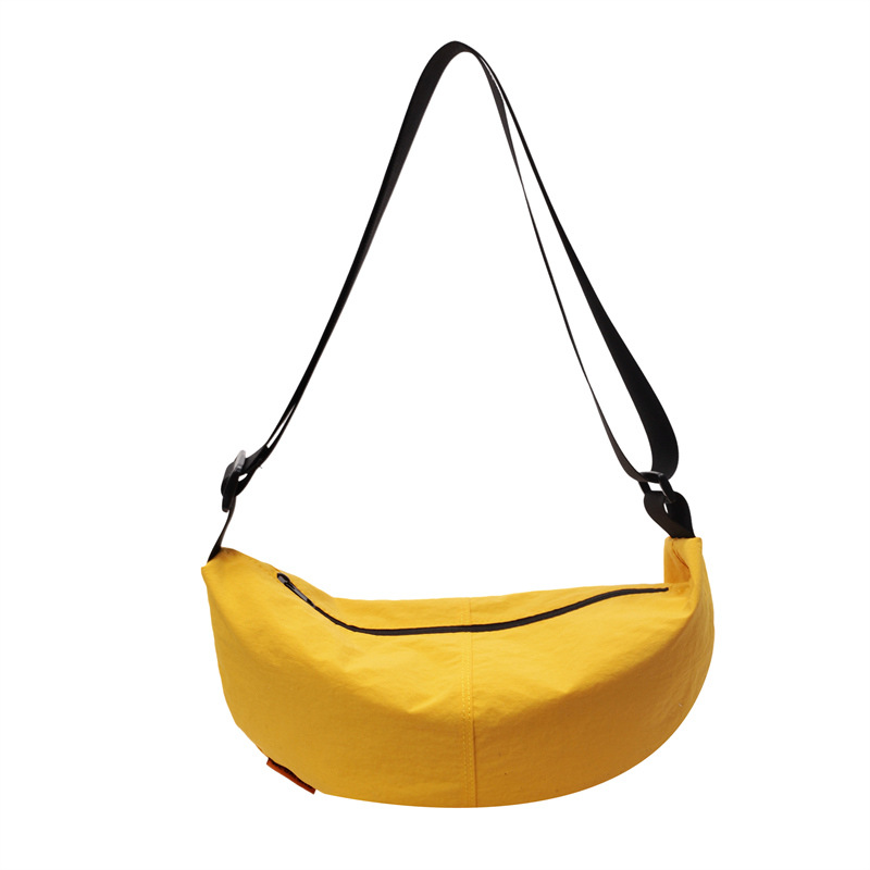 New Spring/Summer 2025 fashionable retro casual large-capacity bag, women's dumpling bag, work commuting design underarm bag Item Picture