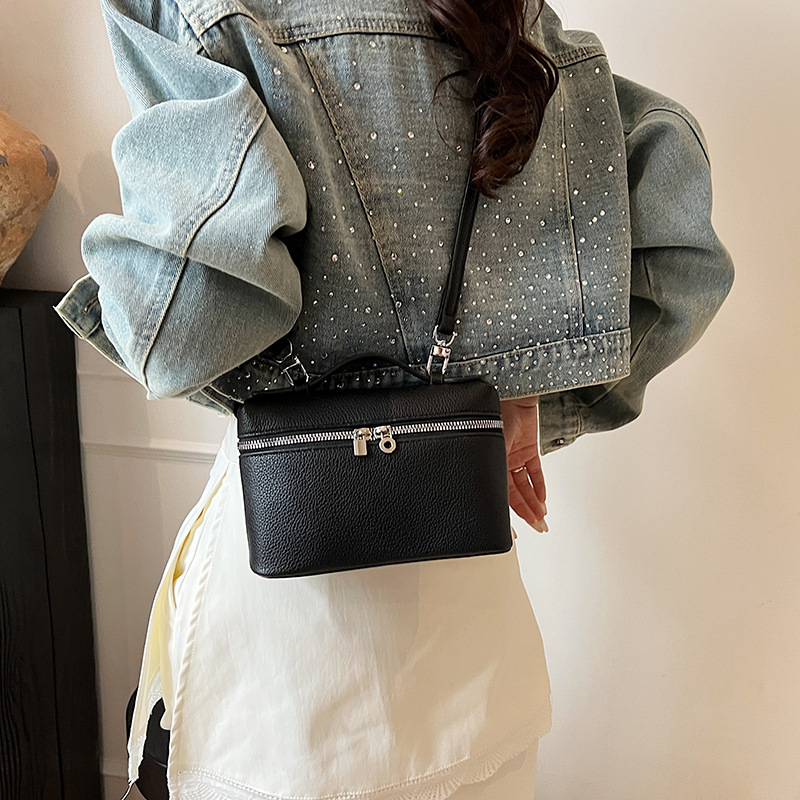 High-quality lunch box bag, crossbody small bag, handbag, cross-border trendy women's bag, high-end commuting crossbody bag for women Specification drawing