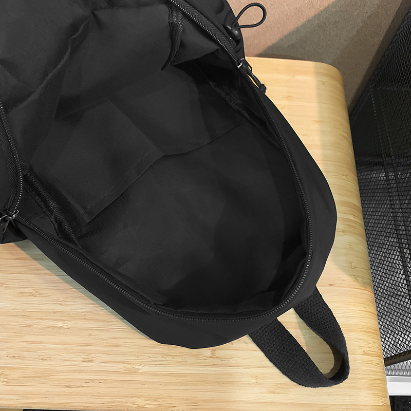 2024 New trendy brand backpacks for men, Japanese-style casual, versatile and simple small backpacks, college student school bags for women Application Scenario
