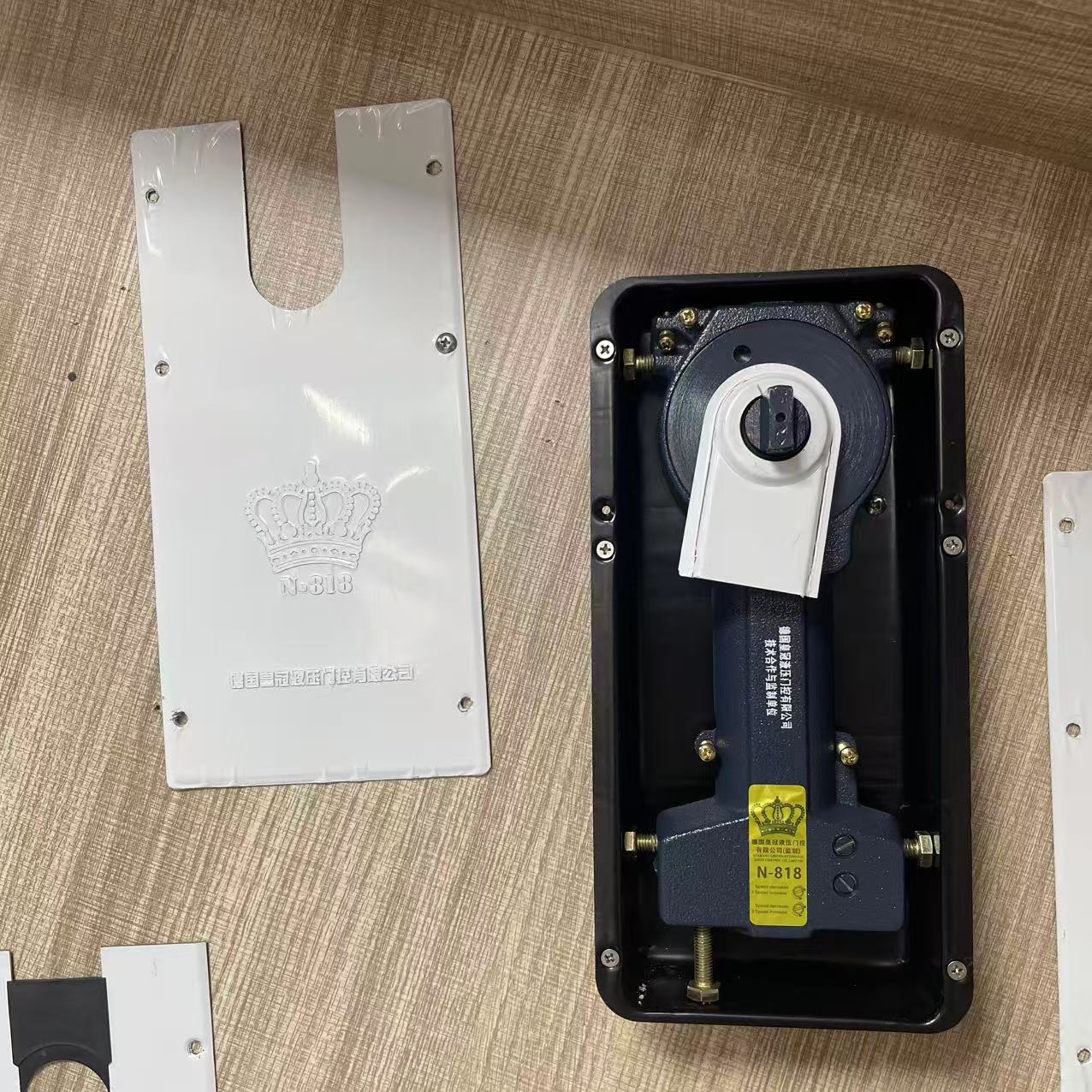 Guanli HG floor spring 135kg German Blue Label N-818 hardware for glass doors, wooden doors, frameless doors and buffer doors details Picture