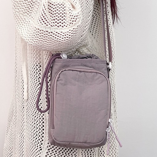 New solid-color sports water bottle crossbody bag, student cycling bag for women, casual and lightweight outdoor bag, mobile phone bag, umbrella bag full figure