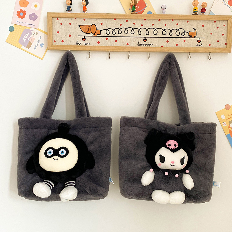 New cartoon egg doll Kuromi Melody single-shoulder bag, cute three-dimensional plush toy storage bag, wholesale for export Application Scenario