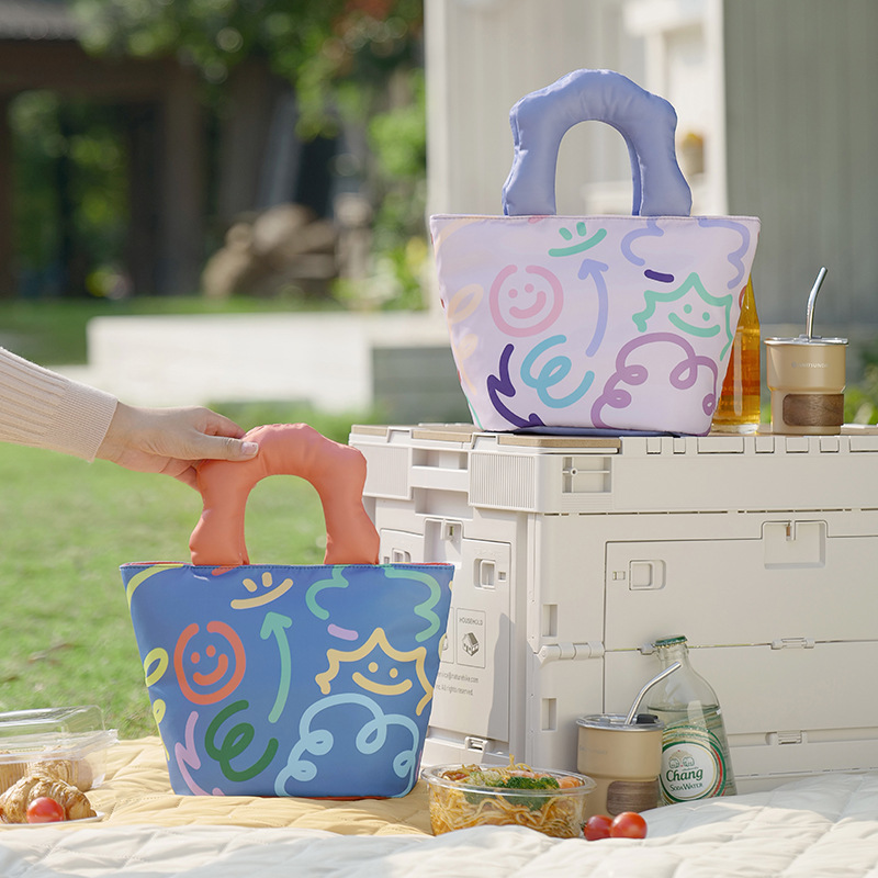 Cute and fun portable storage bags, outdoor bento bags, water-resistant travel storage bags, portable lunch boxes for work and students Application Scenario