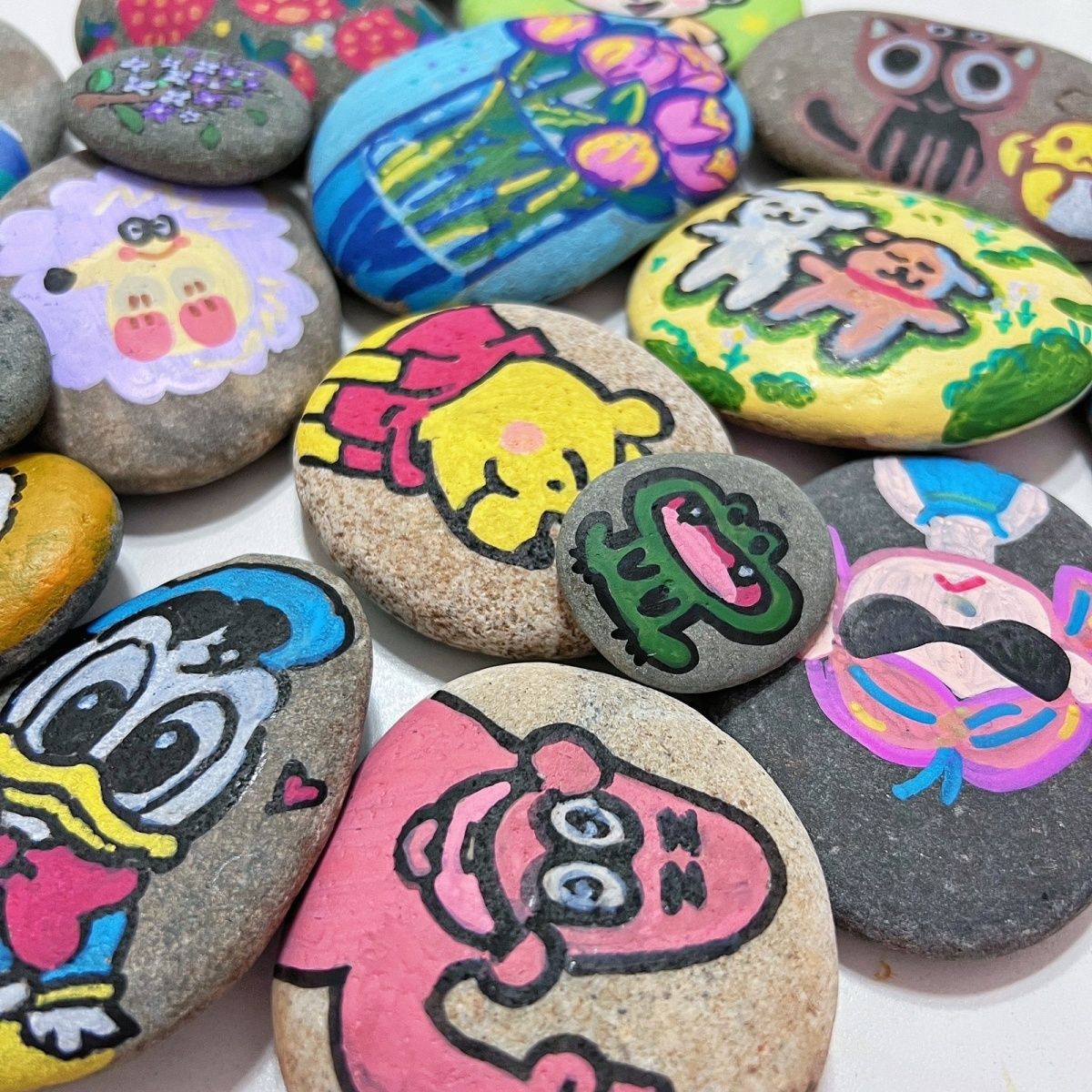 Painting stones, wholesale of stone paintings, painting pebbles, children's painted flat stones, original stone manufacturers, large sizes for hand-painted graffiti Specification drawing