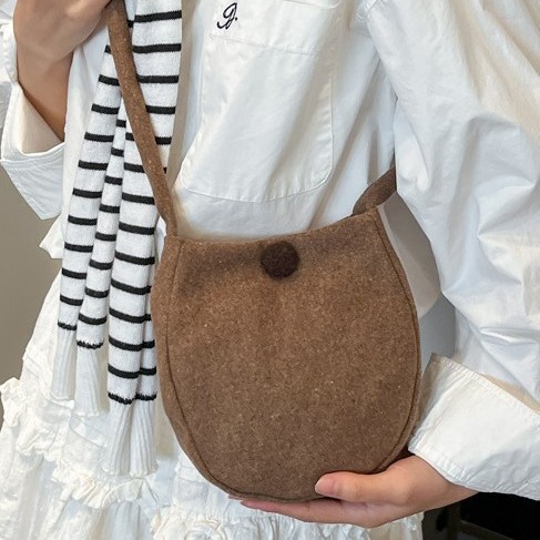 2024 Homemade egg bag macaron plush oval, Cute and fresh small crossbody single-shoulder backpack for women, new style details Picture