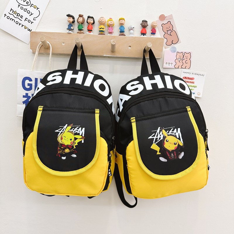 Cross-border cartoon backpacks for girls, casual, fashionable, durable and cute. Backpacks for boys' outings and kindergarten schoolbags full figure